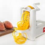 How To Use Food Spiralizer - Beginners Guide