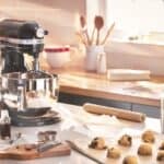Understanding the Differences between Food Processor and Stand Mixer